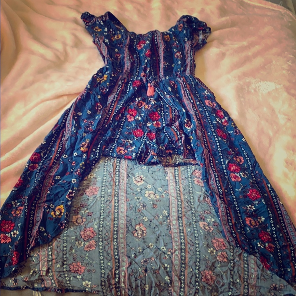 Girls dress with shorts. Very good condition.